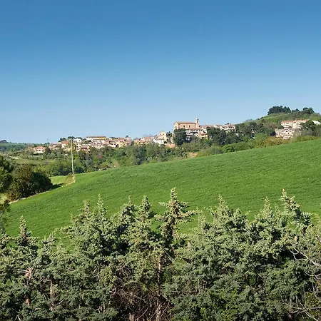 A11 - Varano, Delizioso Trilocale Con Giardino אנקונה