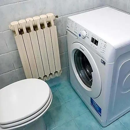 Apartamento A11 - Varano, Delizioso Trilocale Con Giardino *